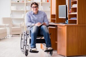 区内で障害者を雇用する人等への援助金【千代田区】